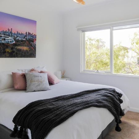 Glen Iris, Quiet Boutique 2 Bedroom Netflix, Wifi, Parking, Free Wine Melbourne Dış mekan fotoğraf