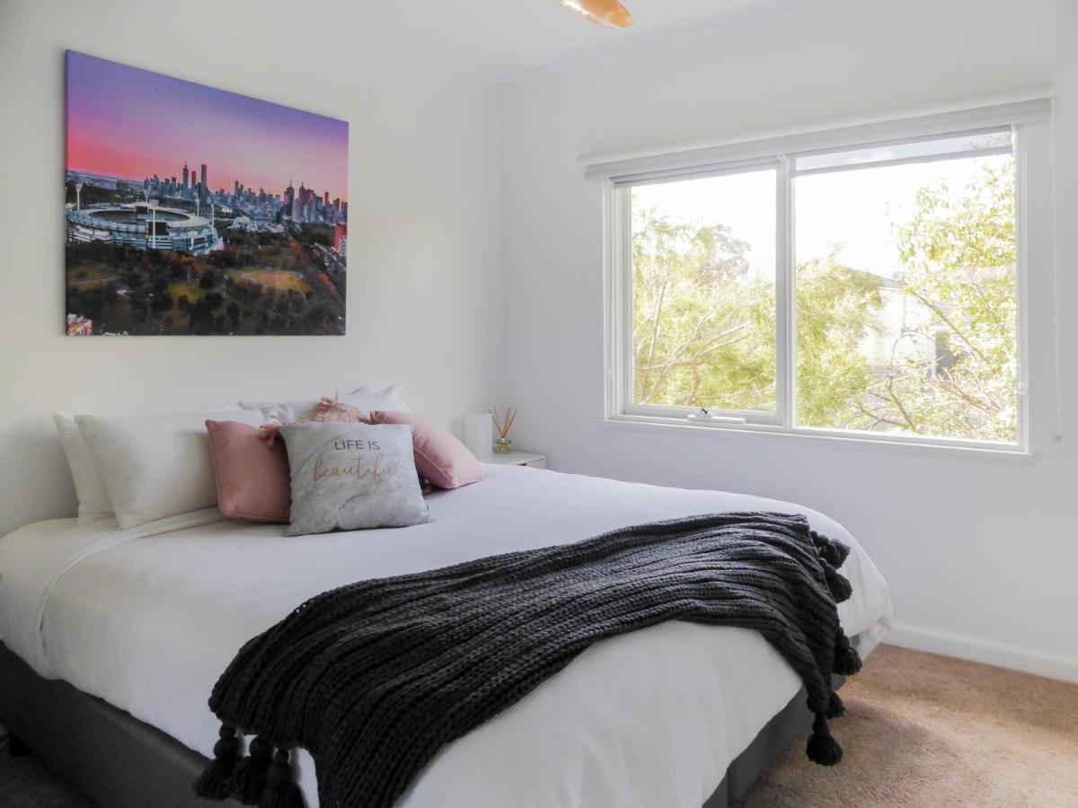 Glen Iris, Quiet Boutique 2 Bedroom Netflix, Wifi, Parking, Free Wine Melbourne Dış mekan fotoğraf