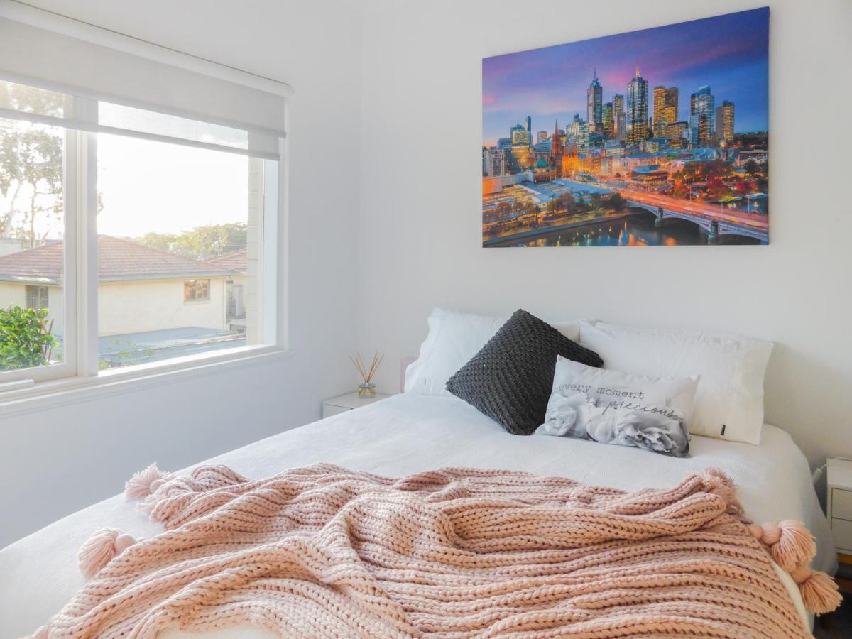 Glen Iris, Quiet Boutique 2 Bedroom Netflix, Wifi, Parking, Free Wine Melbourne Dış mekan fotoğraf